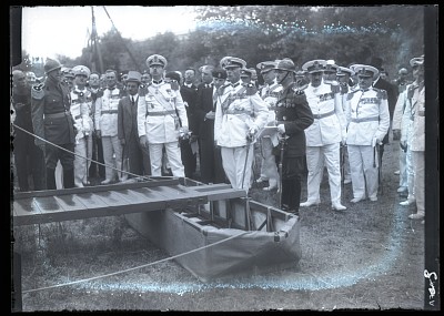 M.S. Regele Carol al II-lea asistă la demonstrațiile Regimentului 2 Pionieri