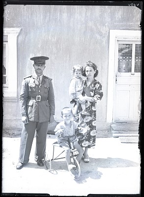 Familia Stoian din comuna Militari, fericiții proprietari a unui sfert din lotul câștigător