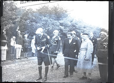 M. S. Regele Carol al II-lea și A. S. R. Rudolf de Hohenzollern al II-lea a inspectat Centrele comandanților Străjeri de la Breaza și Predeal