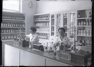 Farmacie din perioada interbelică