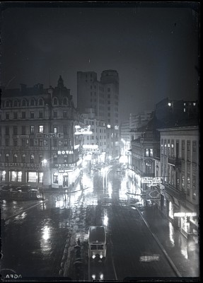 Calea Victoriei noaptea