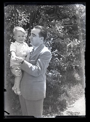 Mircea Grigorescu, alături de fiul său