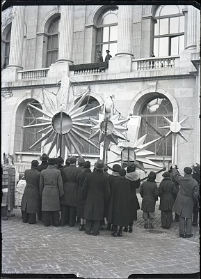 Colindători cu steaua la Palatul Regal din Calea Victoriei