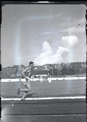Sportiv la o competiție sportivă de atletism