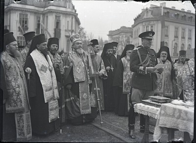 Dezvelirea bustului lui I.C. Brătianu în prezența autorităților din București