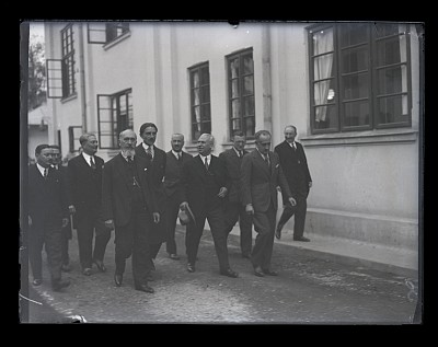 Grup oficialități la un eveniment