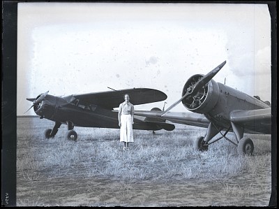 Aviatoarea Marina Știrbei pe aerodromul Băneasa