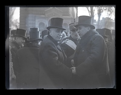 Primarul Capitalei Alexandru Gh. Donescu alături de Gheorghe Tătărescu