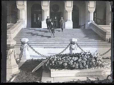 Pregătiri pentru ceremonie la mormântul Ostașului Necunoscut