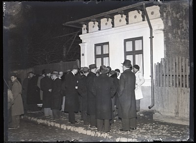 Adunare nocturnă