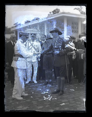 Regele Carol al II-lea la o festivitate