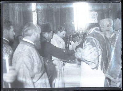 Regele Carol al II-lea la ceremonia religioasă de la Craiova