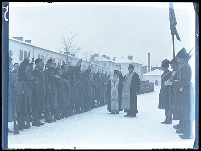Patriarhul Miron Cristea și Inocențiu Ștefănescu
