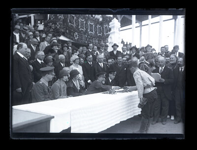 Fotografie necatalogată, cota BU-FD-01073-9-01009-0006