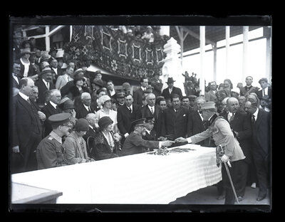 Fotografie necatalogată, cota BU-FD-01073-9-01043-0006