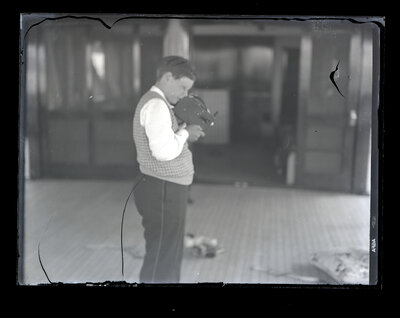 Fotografie necatalogată, cota BU-FD-01073-9-01075-0012
