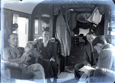 Fotografie necatalogată, cota BU-FD-01073-9-00281-0001